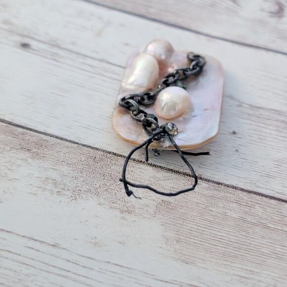 Vintage Pendant - Pearl? Shell? - Repair Needed To Bail - Picture 8 of 12